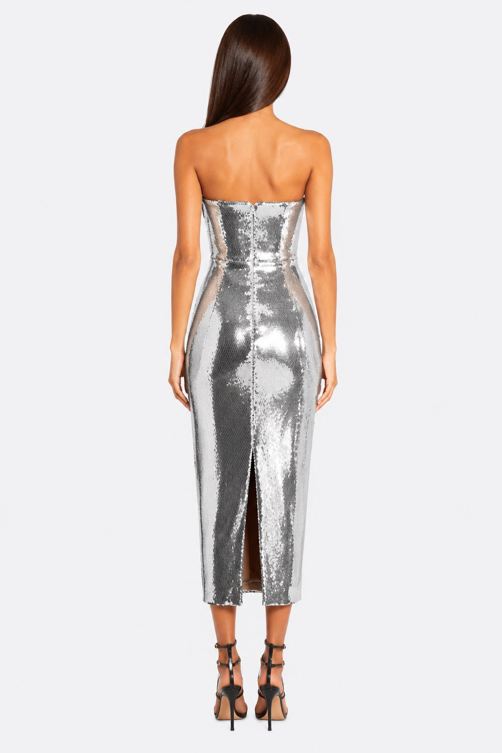 silver sequin dress midi Embroidered 4 / CHROME MULTI Fit Model is 56 and wears UK size 8 / US size 4 Product Information Designed exclusively by Club L London Lined with good stretch Premium slinky fabric in Silver (95% Polyester Silver Multi Sequin Cowl Neck